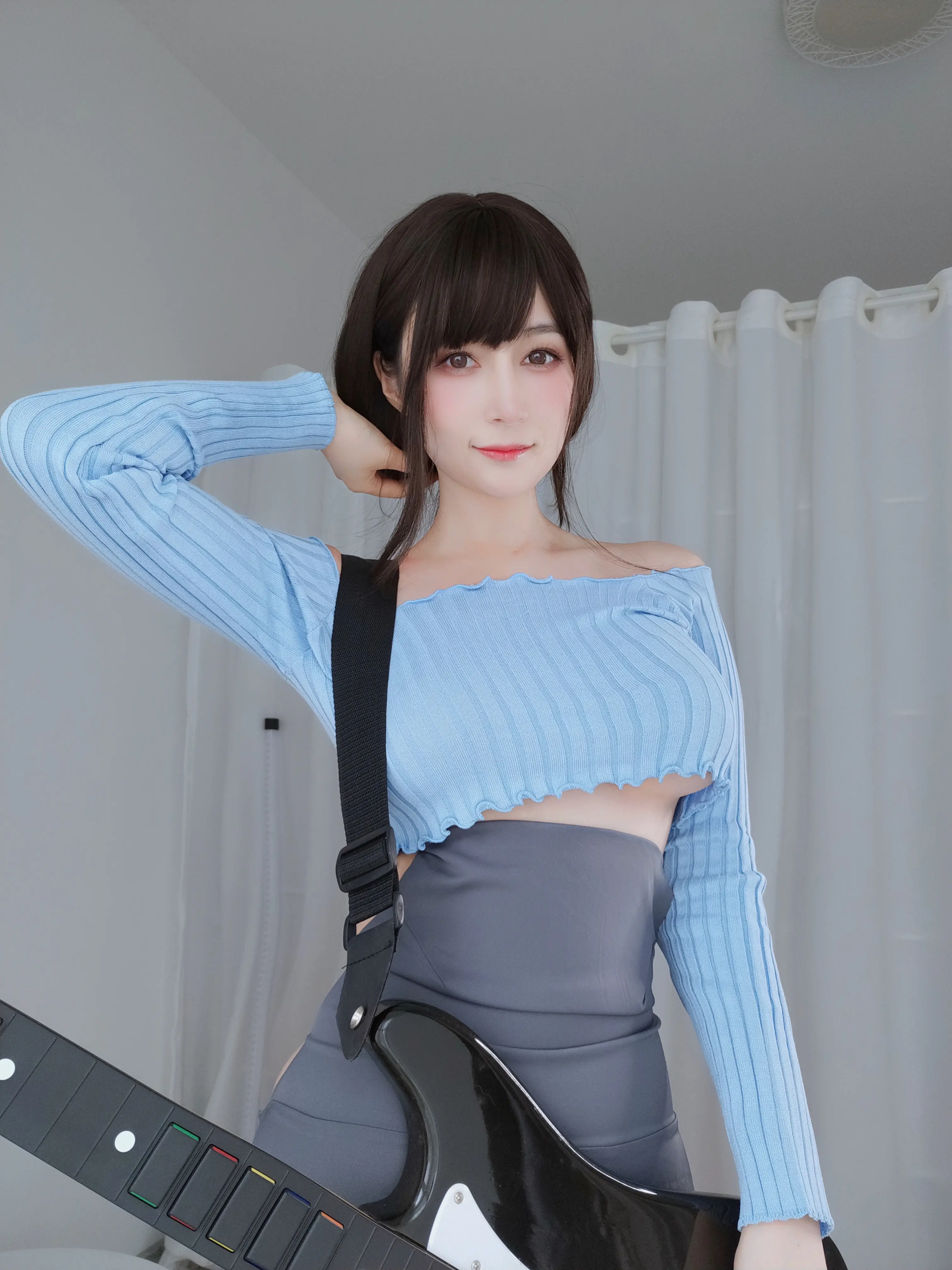 白银81 - 吉他妹妹 [164P888M]